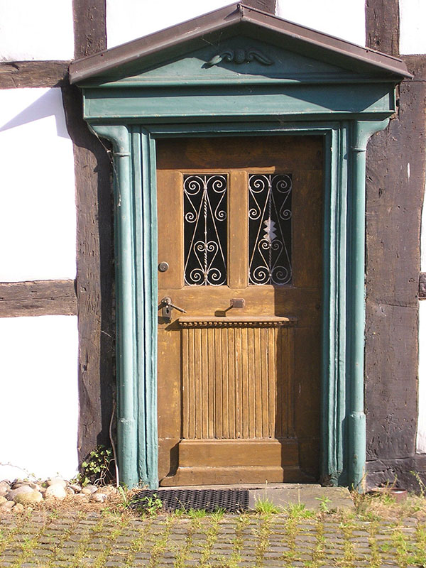 Historische Haustür in Neuerkirch